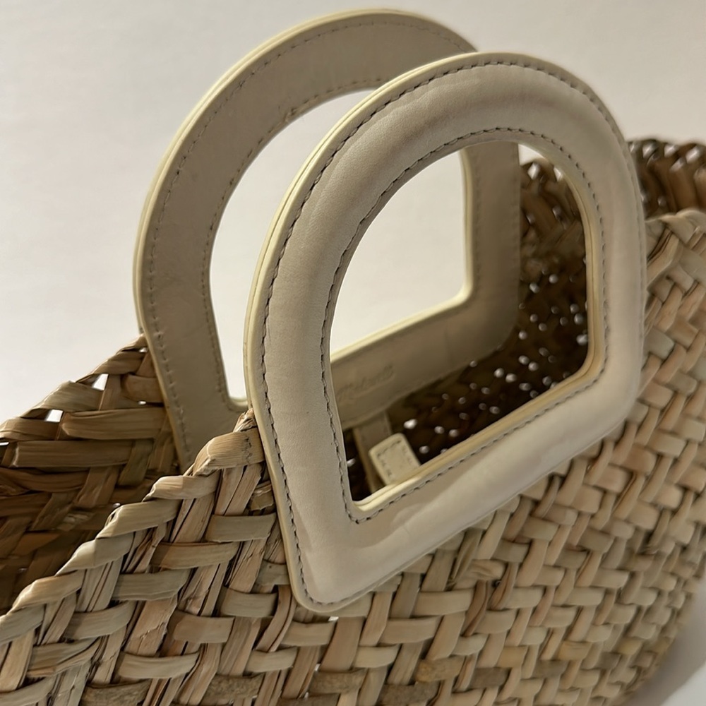 Madewell Mini Woven Seagrass Crossbody Basket Bag - Picture 6 of 8